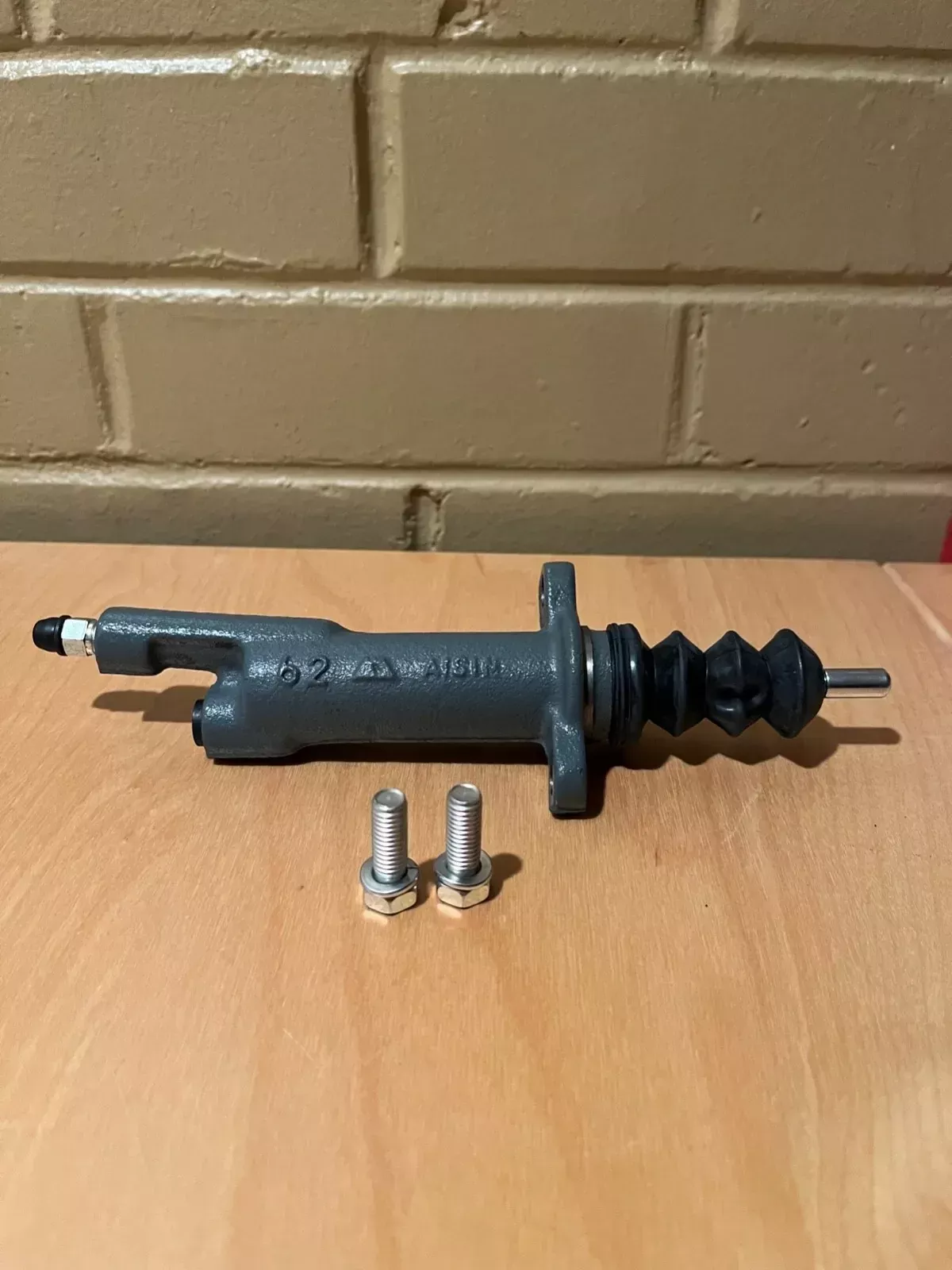 Toyota OEM Clutch Slave Cylinder R154