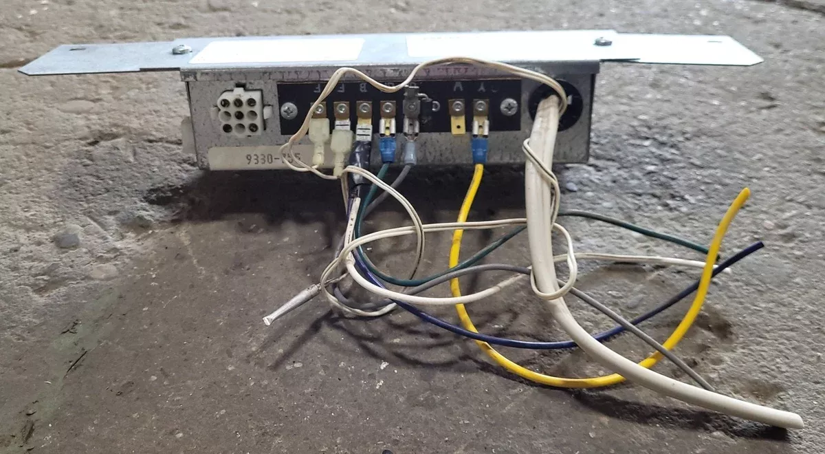 Used Coleman RV A/C Control Board 9330-755